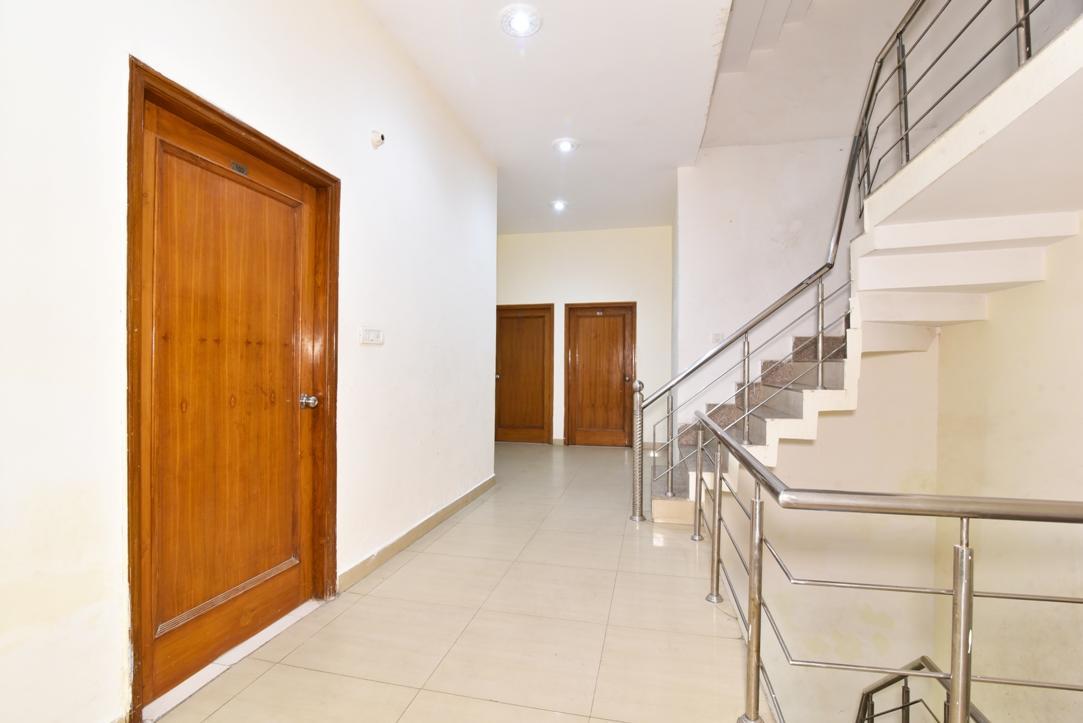 אמריצר Hotel B-Comfort מראה חיצוני תמונה