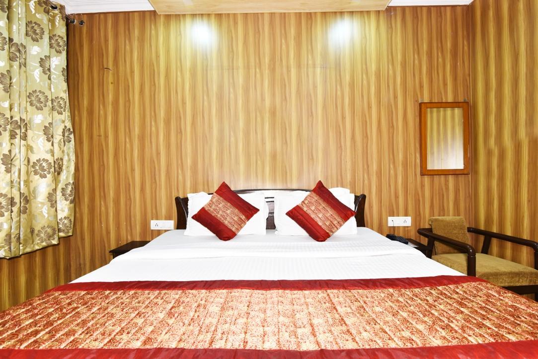 אמריצר Hotel B-Comfort מראה חיצוני תמונה