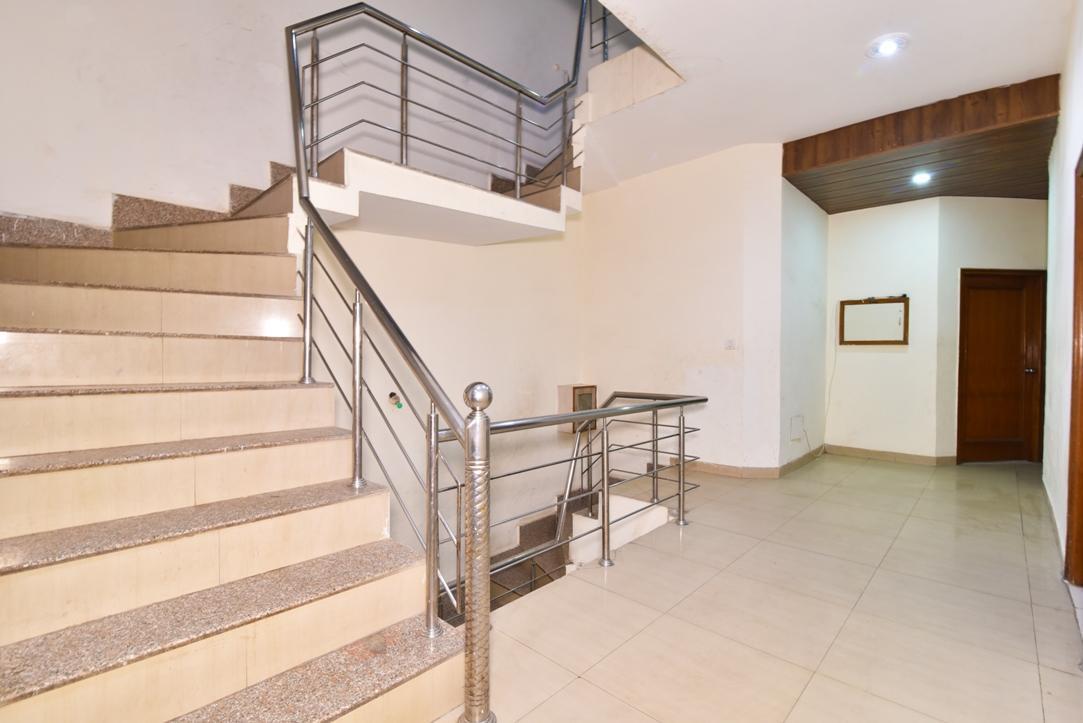 אמריצר Hotel B-Comfort מראה חיצוני תמונה