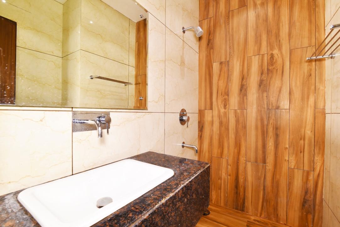 אמריצר Hotel B-Comfort מראה חיצוני תמונה